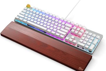 Glorious Gaming Wooden Wrist Rest with mechanical keyboard.